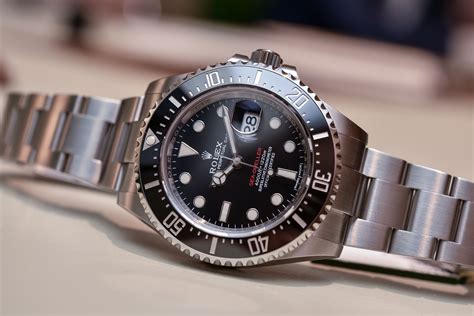 gancio chiusura rolex seadweller|rolex 126600 review.